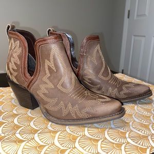 Myra Cowgirl Booties